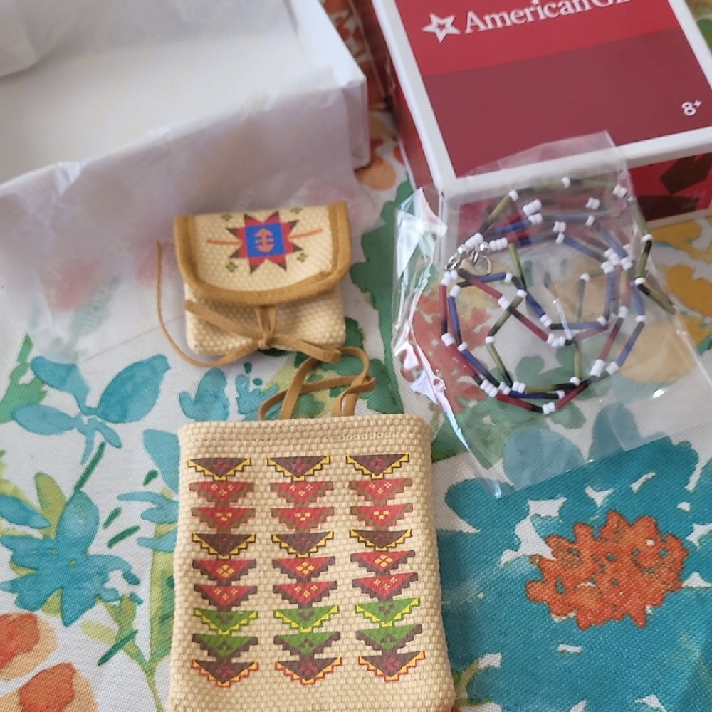 American Girl KAYA  Beaded Bracelet and Pouches Set
